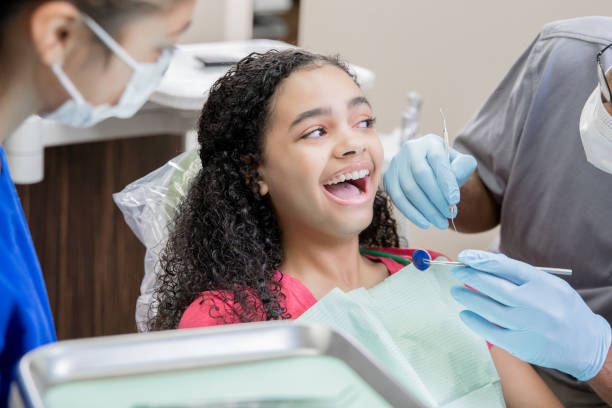 Best Emergency Tooth Extraction in Quail Ridge, FL